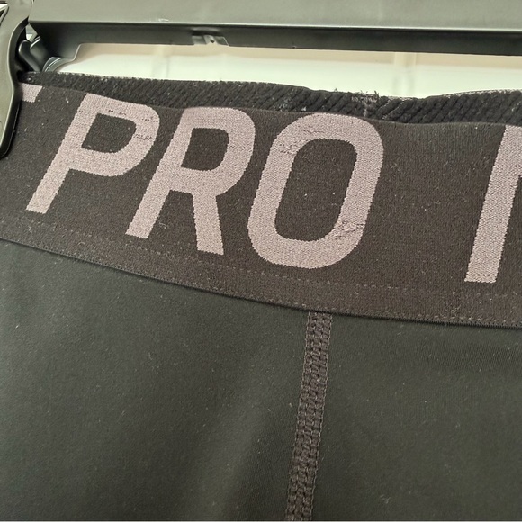 Nike Pro Dri-Fit 3” Compression Shorts Women’s Small Black Athletic Workout - Picture 3 of 8